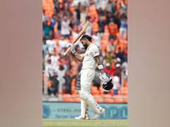 
      
      World cricketing fraternity lauds Virat Kohli on scoring 75th int
      
      