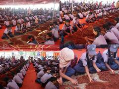 
      
      2956 Students under the SIRPI Programme makes Seed Ball
      
      