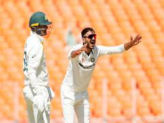 
      
      Australia dominates Indian bowlers in second session
      
      