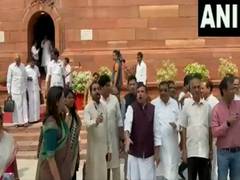 
      
      BRS, AAP protest in Parliament against centre
      
      