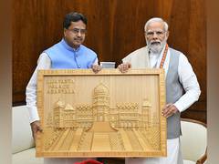 
      
      Tripura CM calls on PM Modi in Delhi
      
      