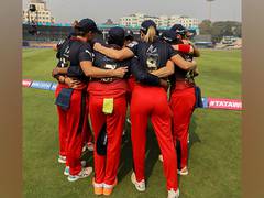 
      
      WPL: DC win toss, opt to field first against RCB
      
      