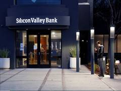 
      
      Shares of US regional banks plummet by 75 pc
      
      