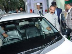 
      
      Himachal CM came in old Car to attend his first Budget Session
      
      