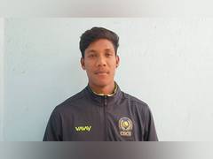 
      
      Mumbai Indians select teen from tribal-dominated Jashpur for IPL
      
      
