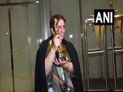
      
      Guneet Monga returns to India after winning Oscar
      
      