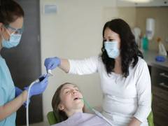 
      
      Missing teeth replacement lowers cognitive decline risk
      
      