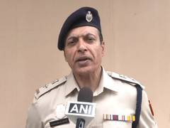 
      
      Mangolpuri incident: Delhi Police records woman's statement
      
      