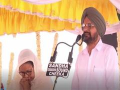 
      
      Sidhu Moosewala's father hits out at AAP-led Punjab government
      
      