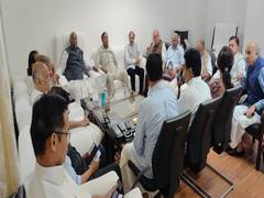 
      
      Leaders from like-minded opposition parties meet in Parliament
      
      