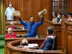 
      
      Centre stalled Delhi Budget on presentation eve, alleges AAP
      
      