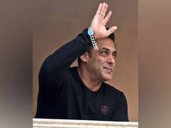 
      
      Mumbai Police finds UK link to threat email sent to Salman Khan
      
      