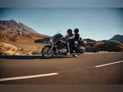 
      
      The road's best dressed icon: all-new BMW R 18 Transcontinental
      
      