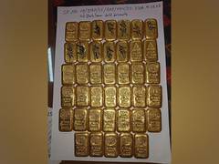 
      
      BSF, Customs seize gold worth Rs 2.82 cr near Bangladesh border
      
      