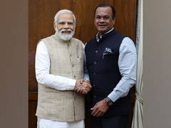 
      
      Telangana Cong MP meets PM Modi
      
      