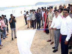 
      
      Boat riding and kite festival inaugurated in Vishakhapatnam
      
      