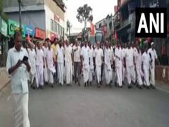 
      
      Rahul disqualification: Cong in Wayanad stages protest march
      
      