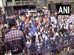 
      
      Congress workers protest across country for Rahul Gandhi 
      
      