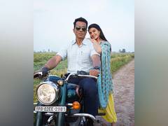 
      
      Sonu Sood, Jacqueline share glimpse of first day from 'Fateh'
      
      