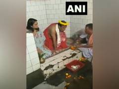 
      
      Maha Saptami Puja 2023: CM Biswa Sharma collects holy water
      
      