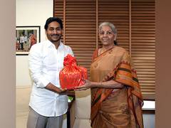 
      
      Andhra CM meets Sitharaman, seeks release of pending funds
      
      