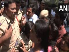 
      
      YS Sharmila detained before reaching Hyderabad's TSPSC office
      
      