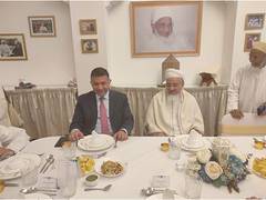 
      
      India envoy attends Iftaar dinner at UK mosque
      
      