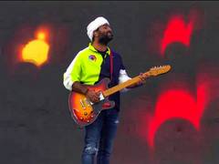 
      
      IPL 2023 Opening Ceremony: Arjit wows audience with soulful voice
      
      