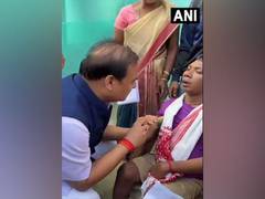 
      
      Assam CM interacts with Divyang people in Udalguri
      
      