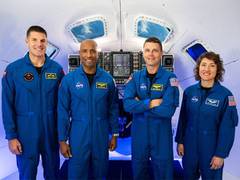 
      
      NASA announces four-member crew for lunar mission Artemis II
      
      
