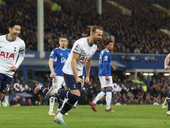 
      
      Carragher criticizes Kane after Doucoure's red card incident
      
      