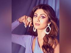 
      
      Shilpa Shetty treats fans with a goofy picture from Bangalore 
      
      