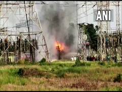 
      
      West Bengal: Massive fire breaks out in Hooghly Sub-Station
      
      