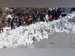 
      
      Rescue operations resume at avalanche site in Sikkim 
      
      