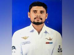 
      
      Navy chief pays tribute to commando who died in training exercise
      
      