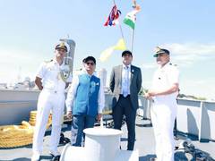 
      
       Premitha Bandara Tennakoon, Gopal Baglay visit Indian ships 
      
      