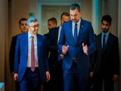 
      
      UAE FM Abdullah bin Zayed meets Bosnia and Herzegovina FM 
      
      