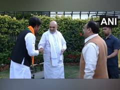 
      
      CR Kesavan meets Amit Shah, Nadda after joining BJP
      
      