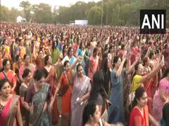 
      
      Surat: Over 15,000 women participate in 'Saree Walkathon'
      
      