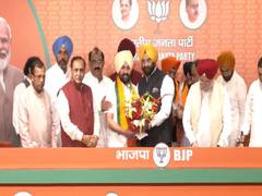 
      
      Akali leader Inder Iqbal Singh Atwal, several others, join BJP
      
      