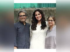 
      
      Lara Dutta pens emotional note for Vishal Bhardwaj
      
      