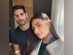 
      
      Athiya drops unseen picture with brother Ahan from her wedding
      
      