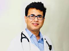 
      
      Understanding Heart Failure: Symptoms, Diagnosis, and Treatment
      
      