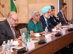 
      
      USIBC, CII host FM Sitharaman at US Chamber of Commerce
      
      