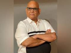 
      
      Revisiting Satish Kaushik's last few public appearances
      
      
