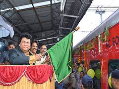 
      
      Waltair Div introduces LHB coaches to Vizag-Gandhidham express
      
      