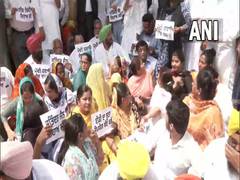 
      
      AAP workers hold protest in support of CM Kejriwal in Amritsar
      
      