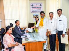 
      
      K'taka Congress president files nomination from Kanakapura
      
      