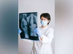 
      
      Abnormal sleep patterns impact lung health: Study
      
      