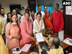 
      
      BJP candidates file nomination for Mayor, Dy Mayor posts of MCD 
      
      